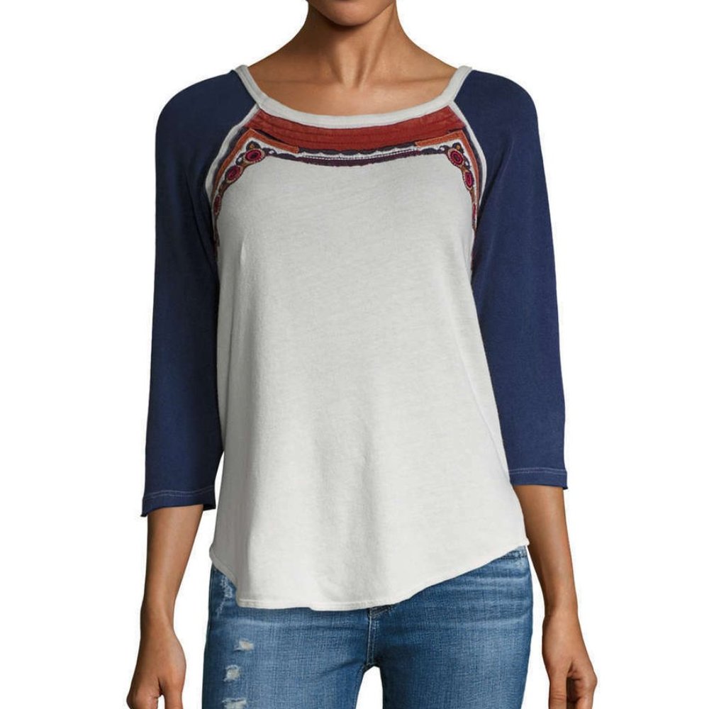 FREE PEOPLE Ritu Embellished Tee in Cream - XS